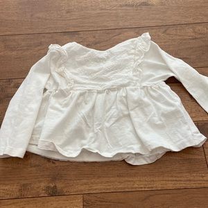 Zara white Collin and embroidered top. Needs an iron